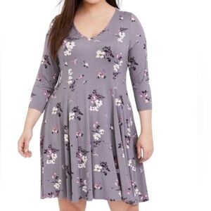 Torrid gray floral 3/4 length sleeve midi dress